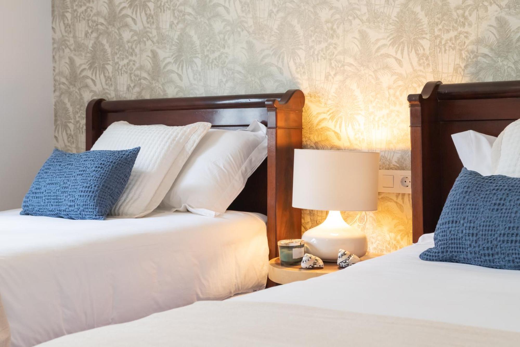 Aurora Boutique House - Only Adults Bed and Breakfast Marbella Exteriör bild