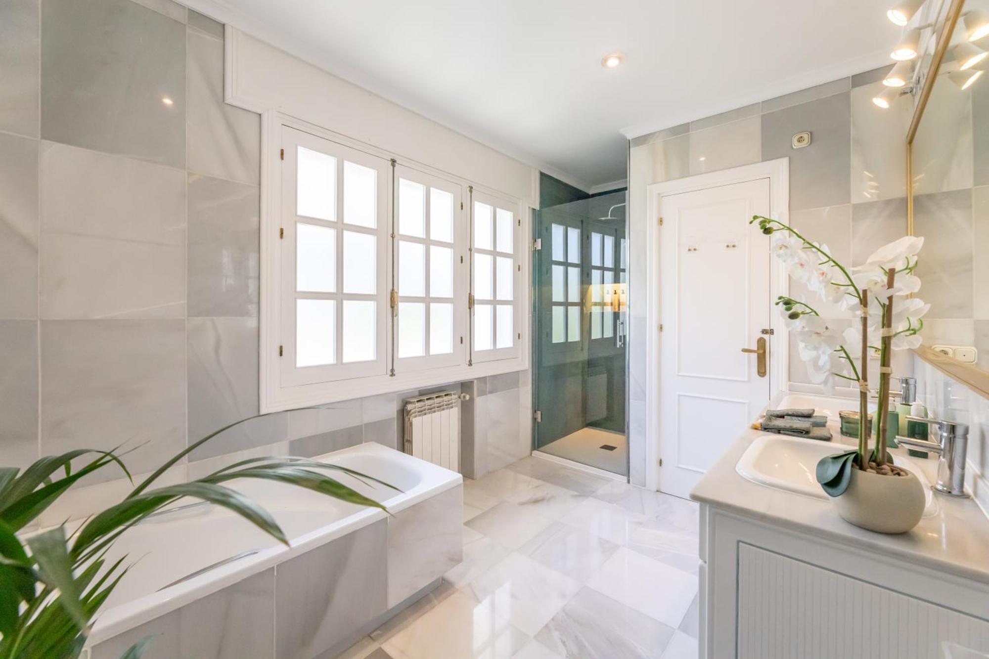 Aurora Boutique House - Only Adults Bed and Breakfast Marbella Exteriör bild
