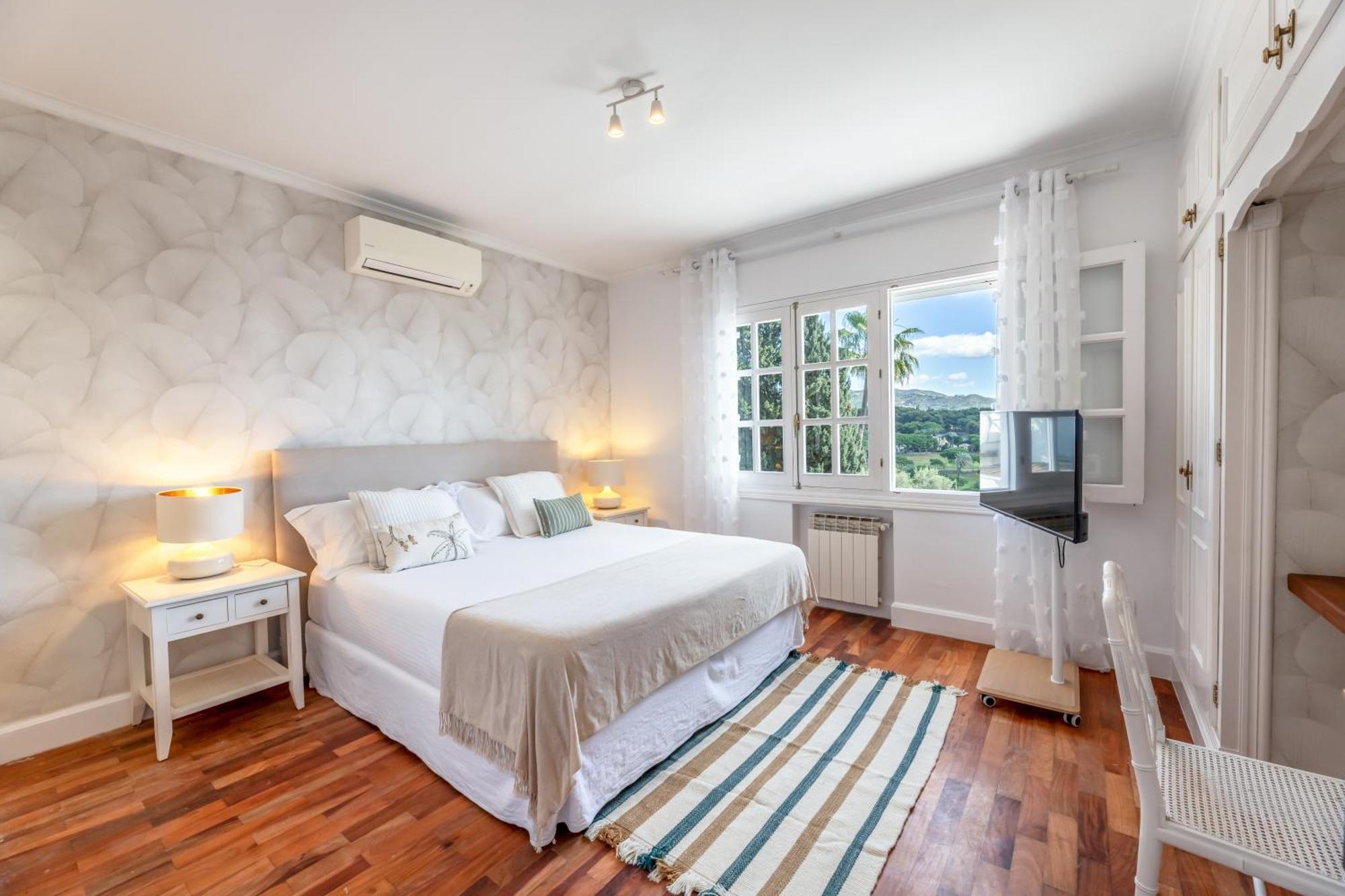 Aurora Boutique House - Only Adults Bed and Breakfast Marbella Exteriör bild