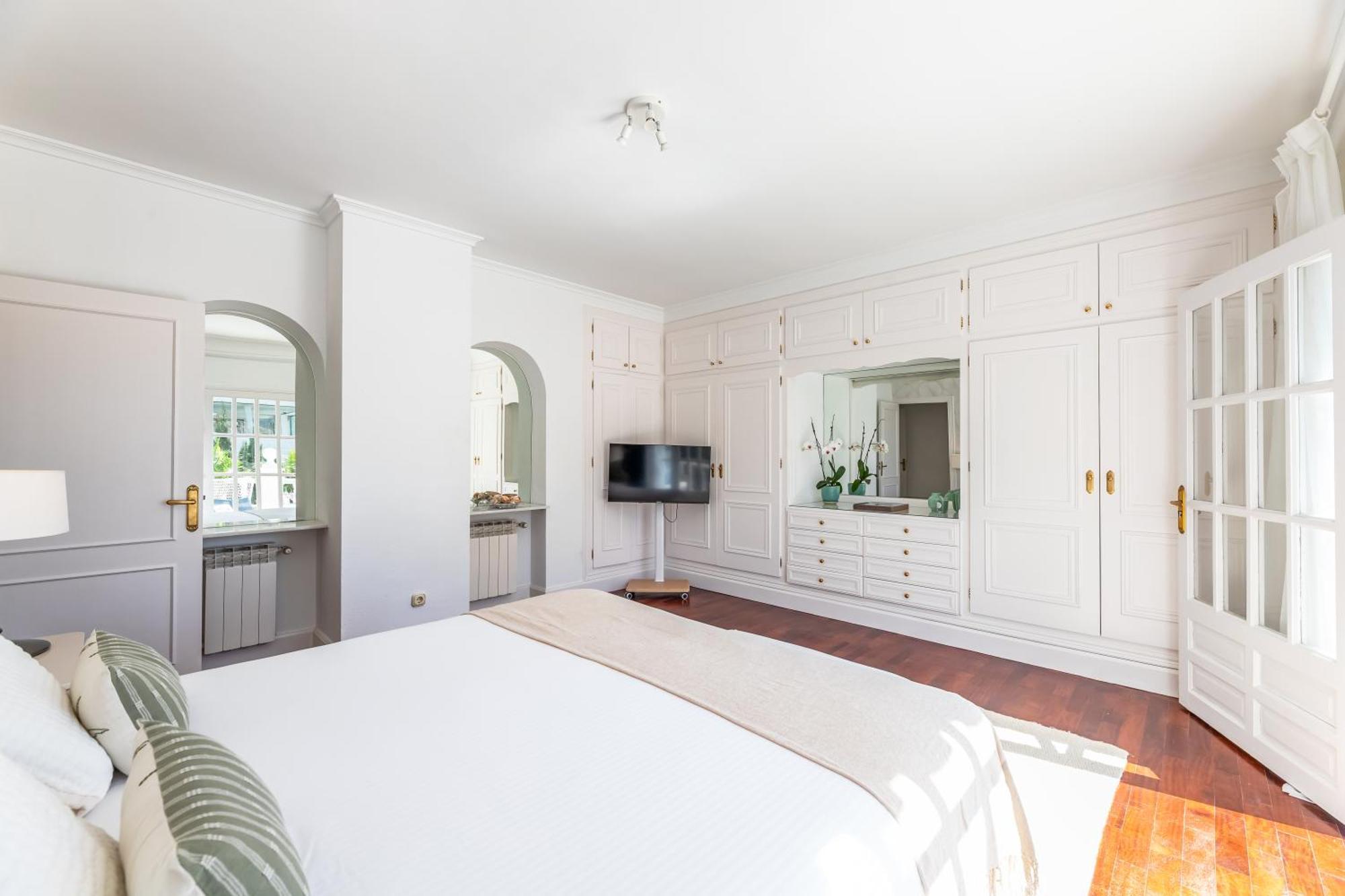 Aurora Boutique House - Only Adults Bed and Breakfast Marbella Exteriör bild
