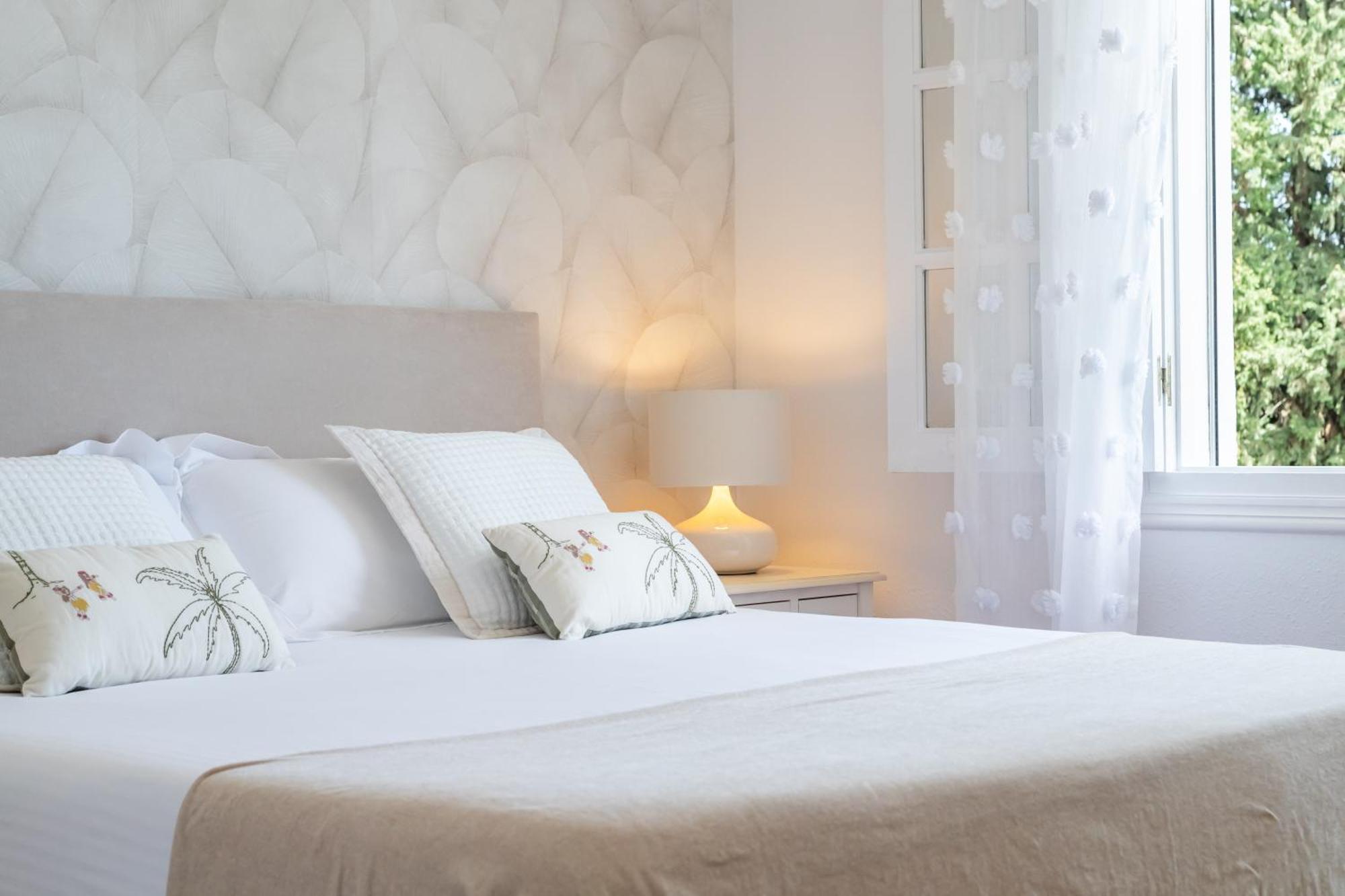 Aurora Boutique House - Only Adults Bed and Breakfast Marbella Exteriör bild